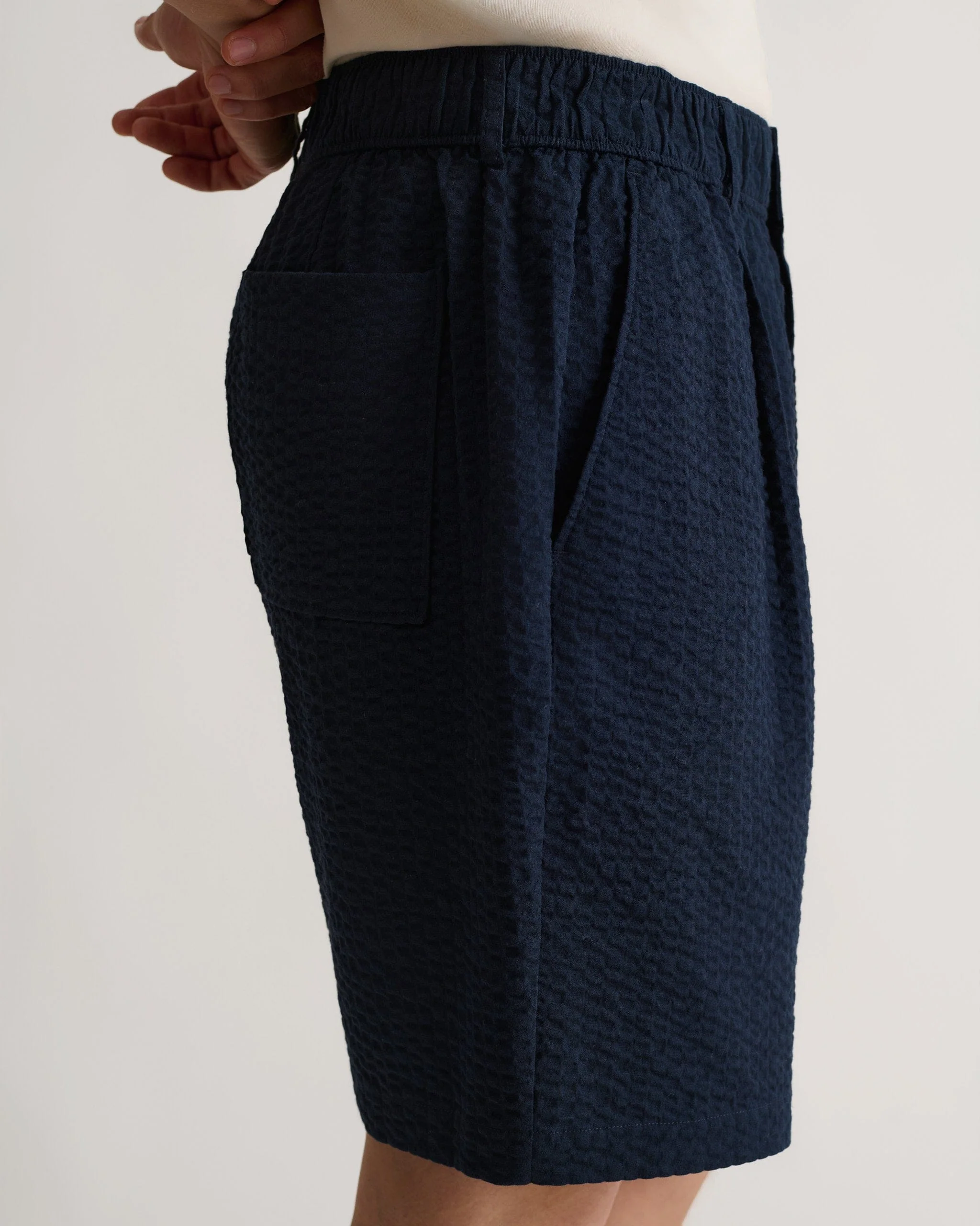 Men's Cotton Seersucker Short - Indigo - Image 6