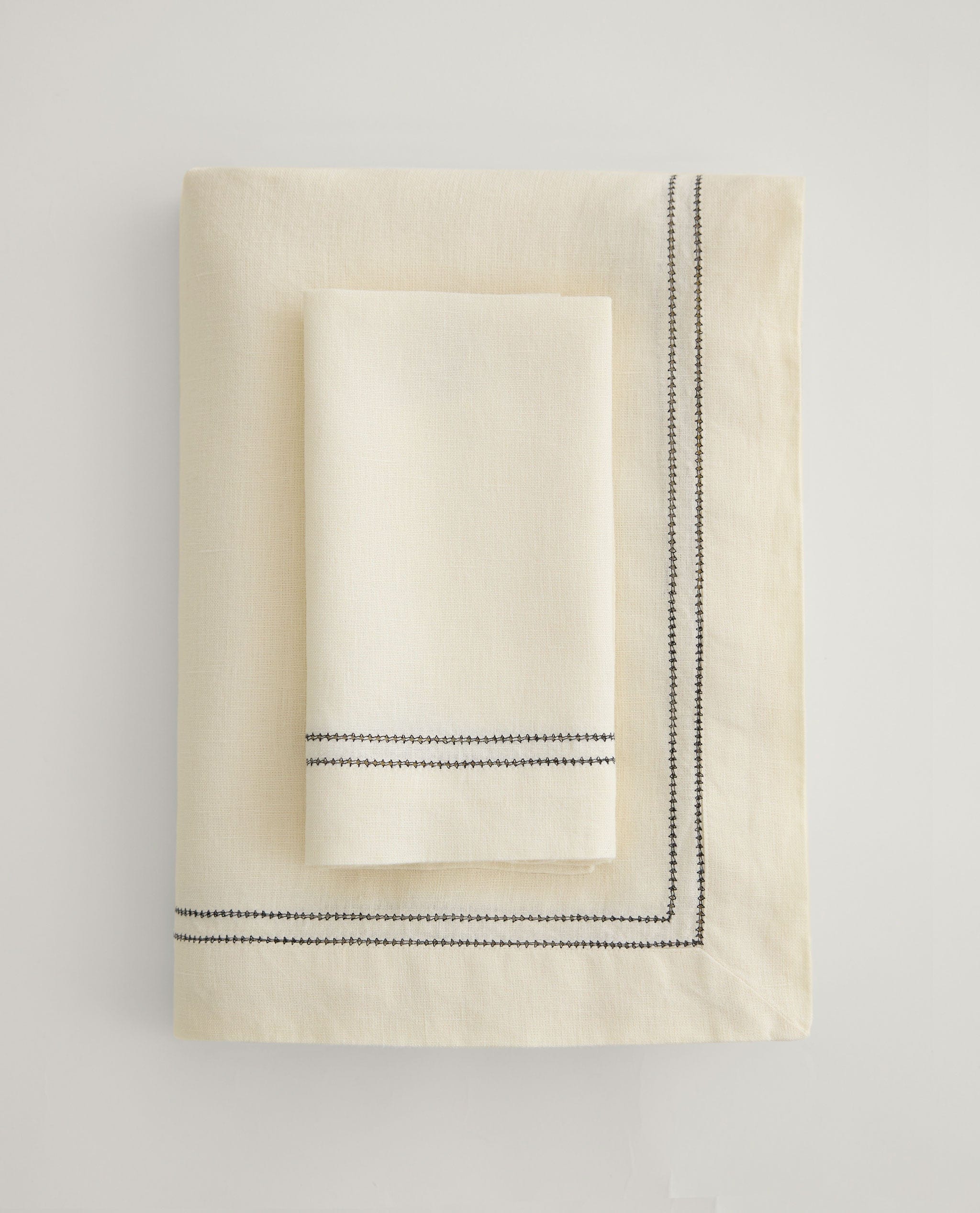 Linen Picotting Table Cloth - Alabaster - Image 5