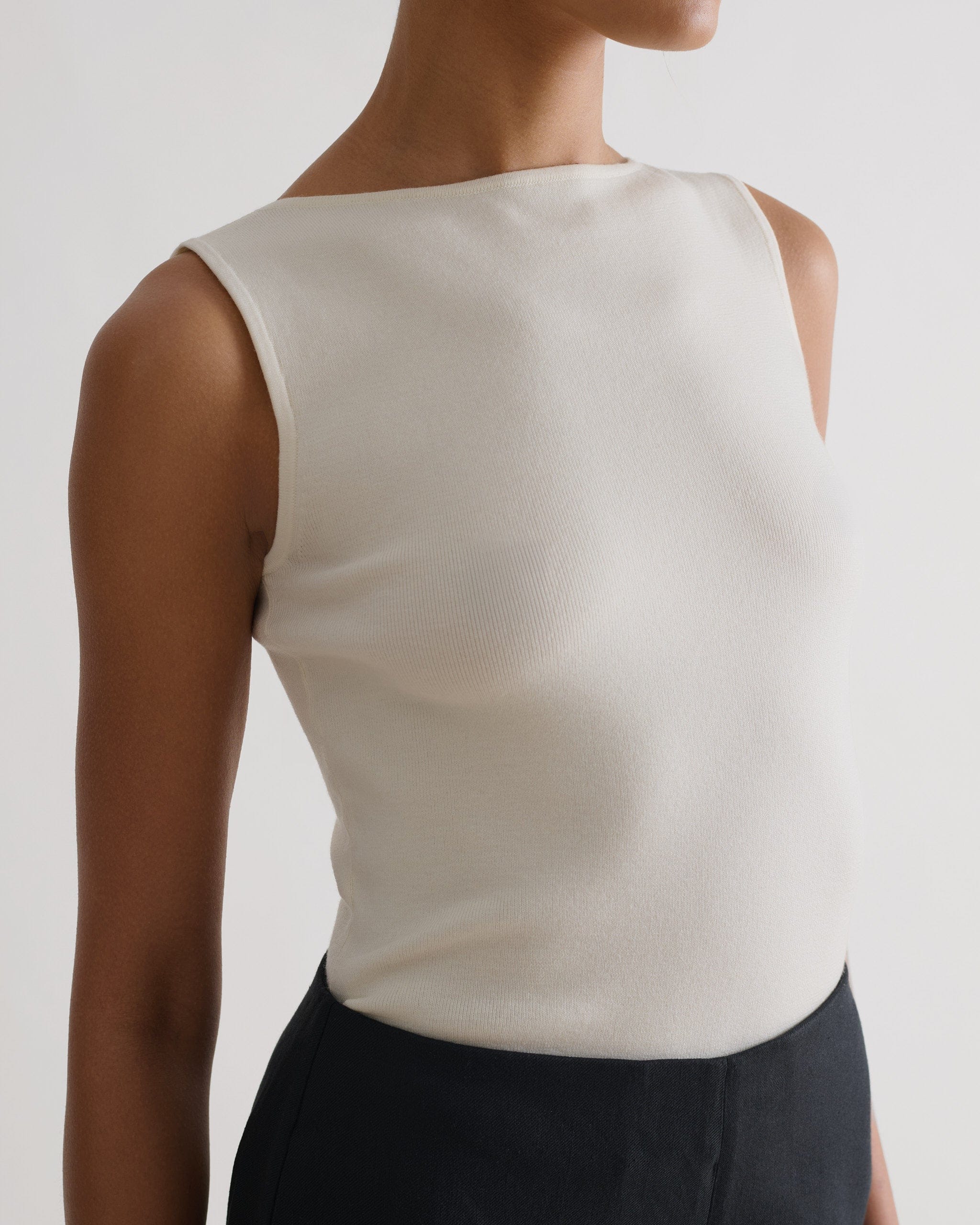 Women's Merino Wool Straight Neck Vest - Buttermilk - Image 6