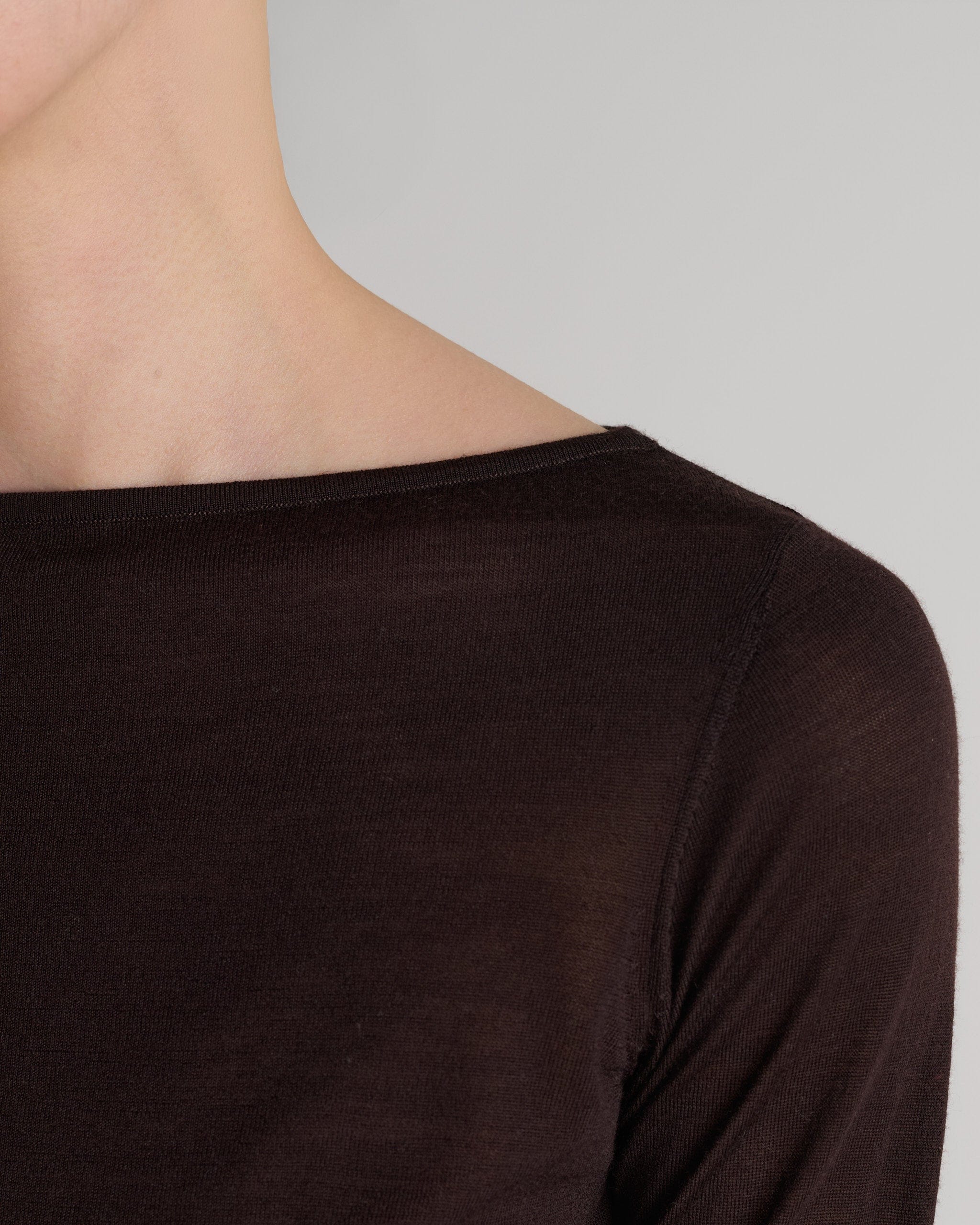 Women's Superfine Merino Straight Neck Jumper - Umber - Image 4