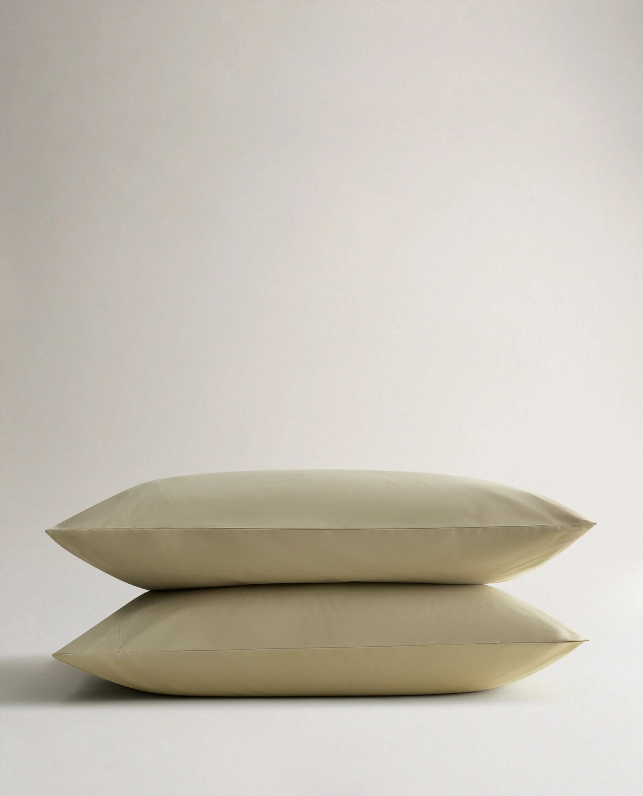 The Crisp & Cool Organic Luxury Pillowcase Set - Image 13