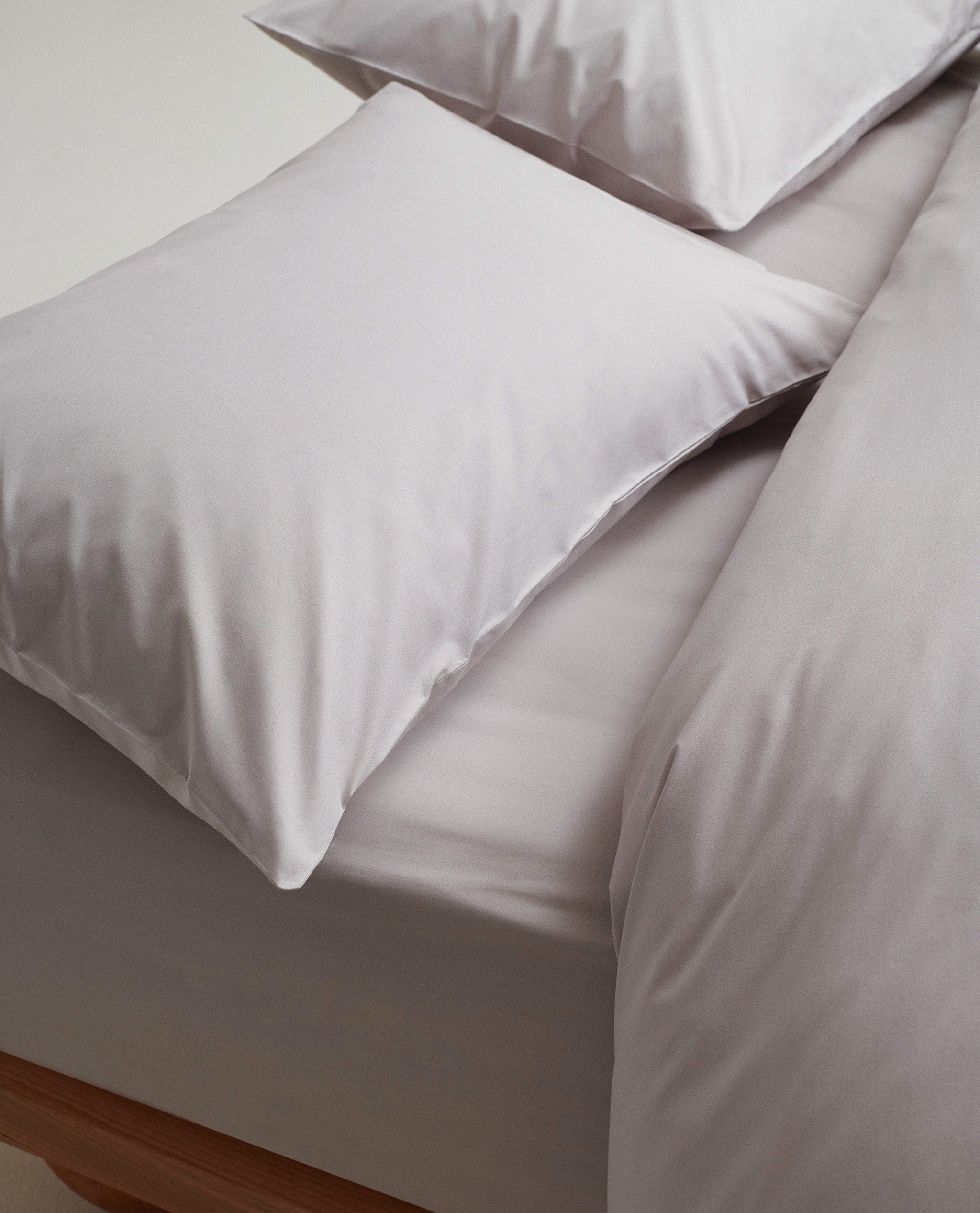 The Crisp & Cool Organic Luxury Pillowcase Set - Image 6
