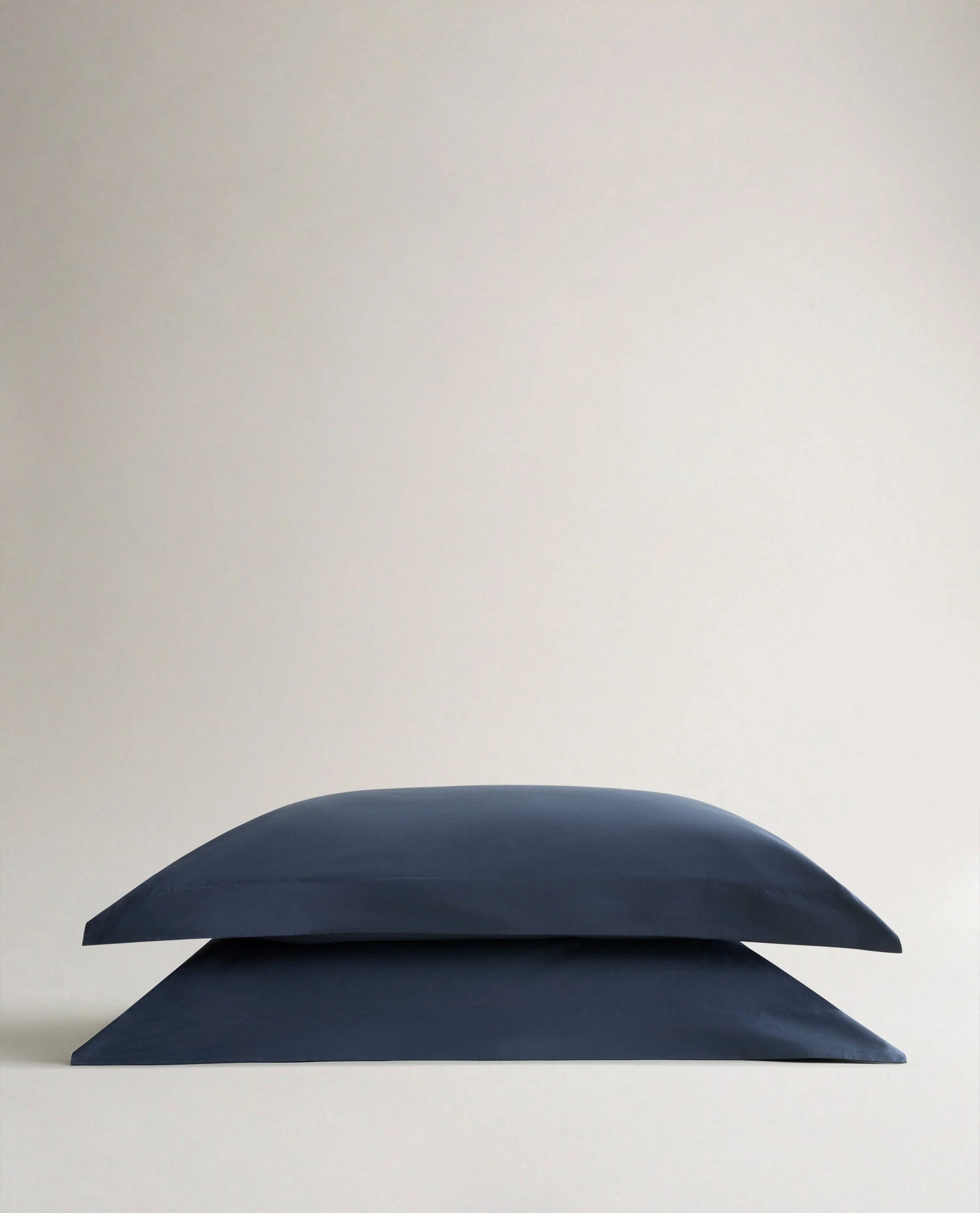 The Crisp & Cool Organic Luxury Oxford Pillowcase Set - Image 12