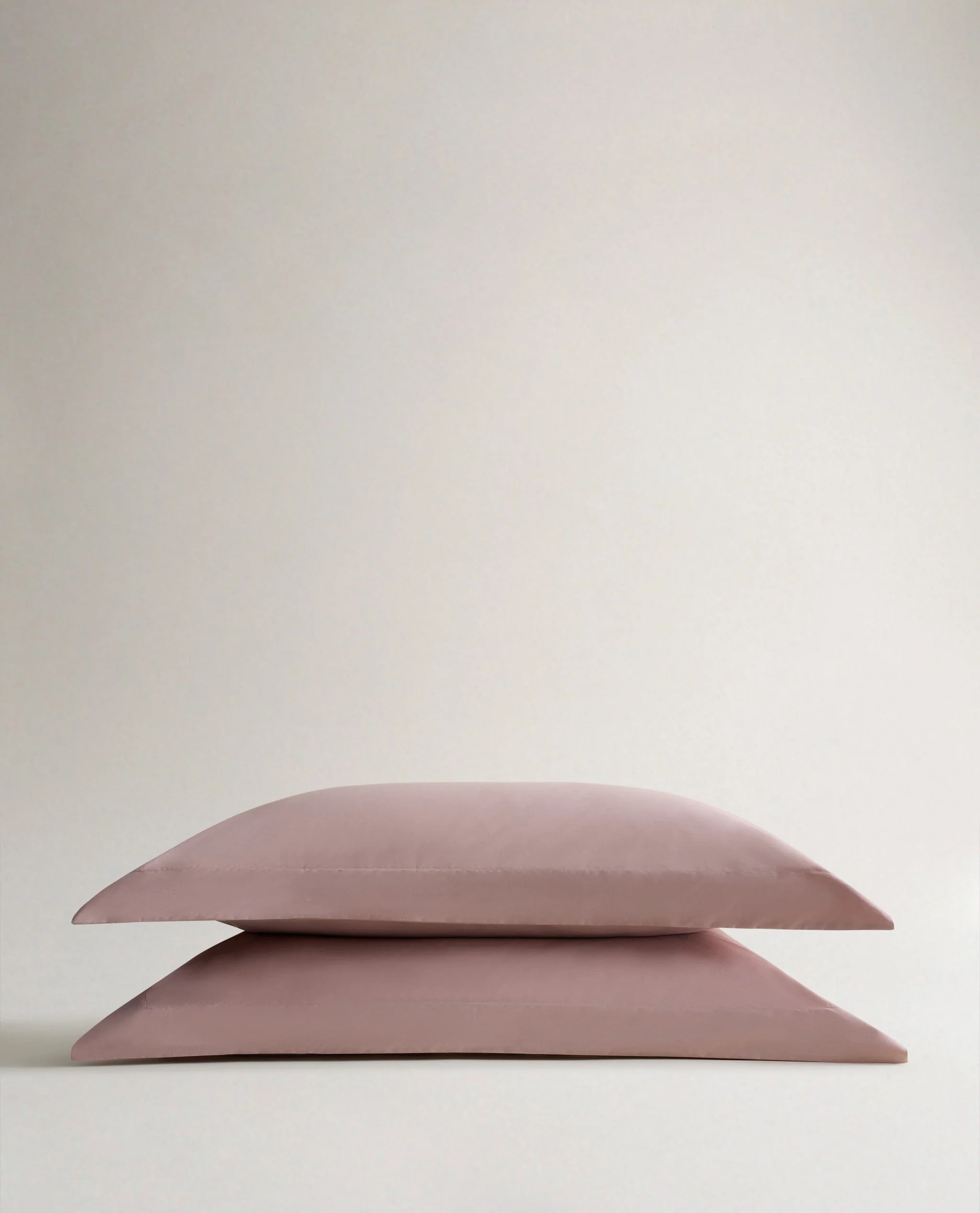 The Crisp & Cool Organic Luxury Oxford Pillowcase Set - Image 14