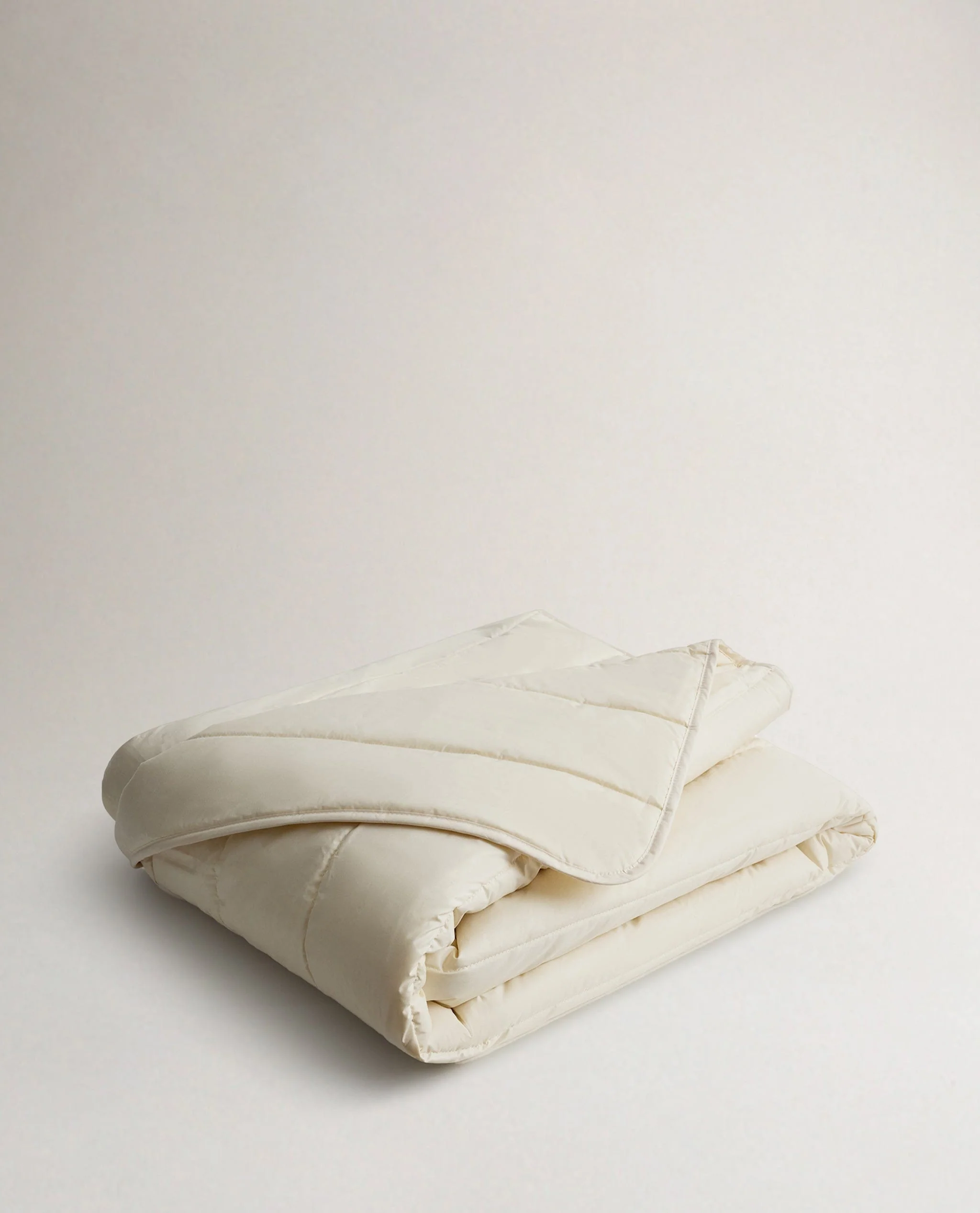 Luxury British Wool Duvet - Image 7