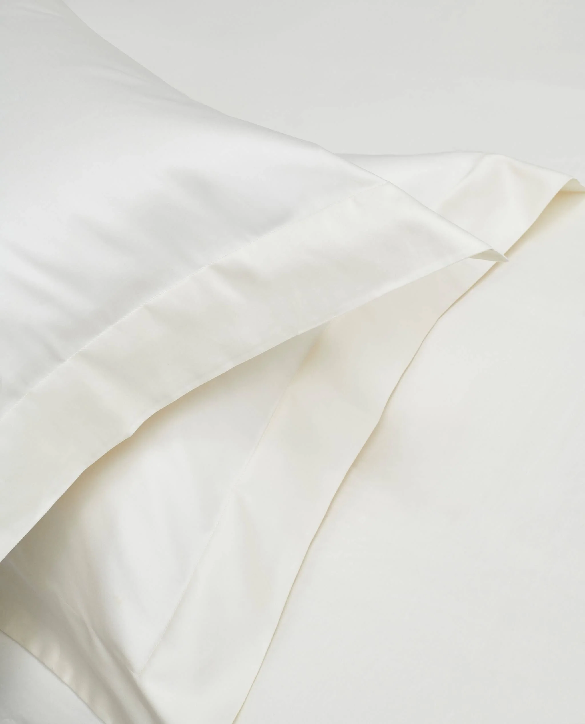 Soft & Smooth Cotton Sateen Oxford Pillowcases - Image 10