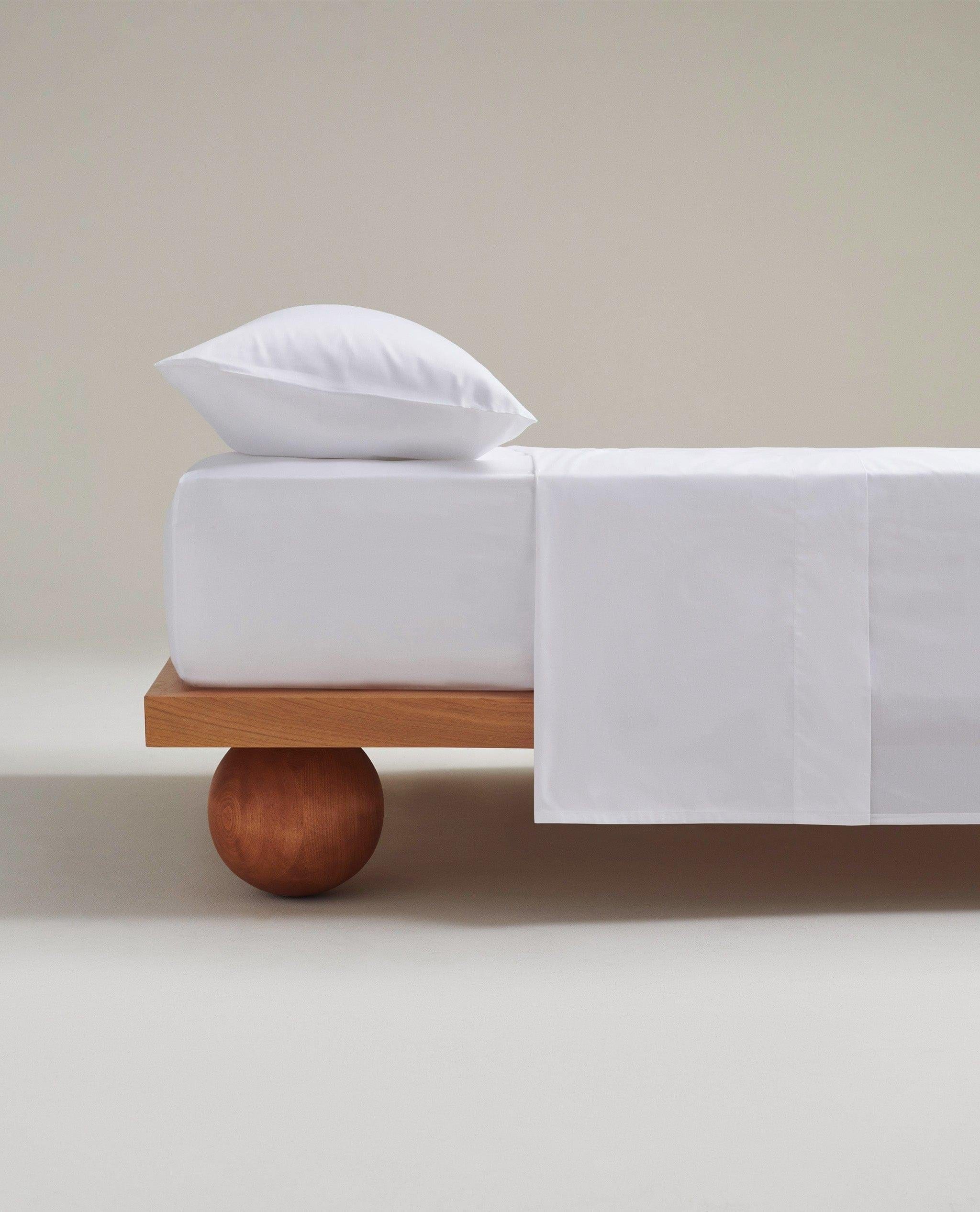 Soft & Smooth Premium Cotton Fitted Sheet - Image 4