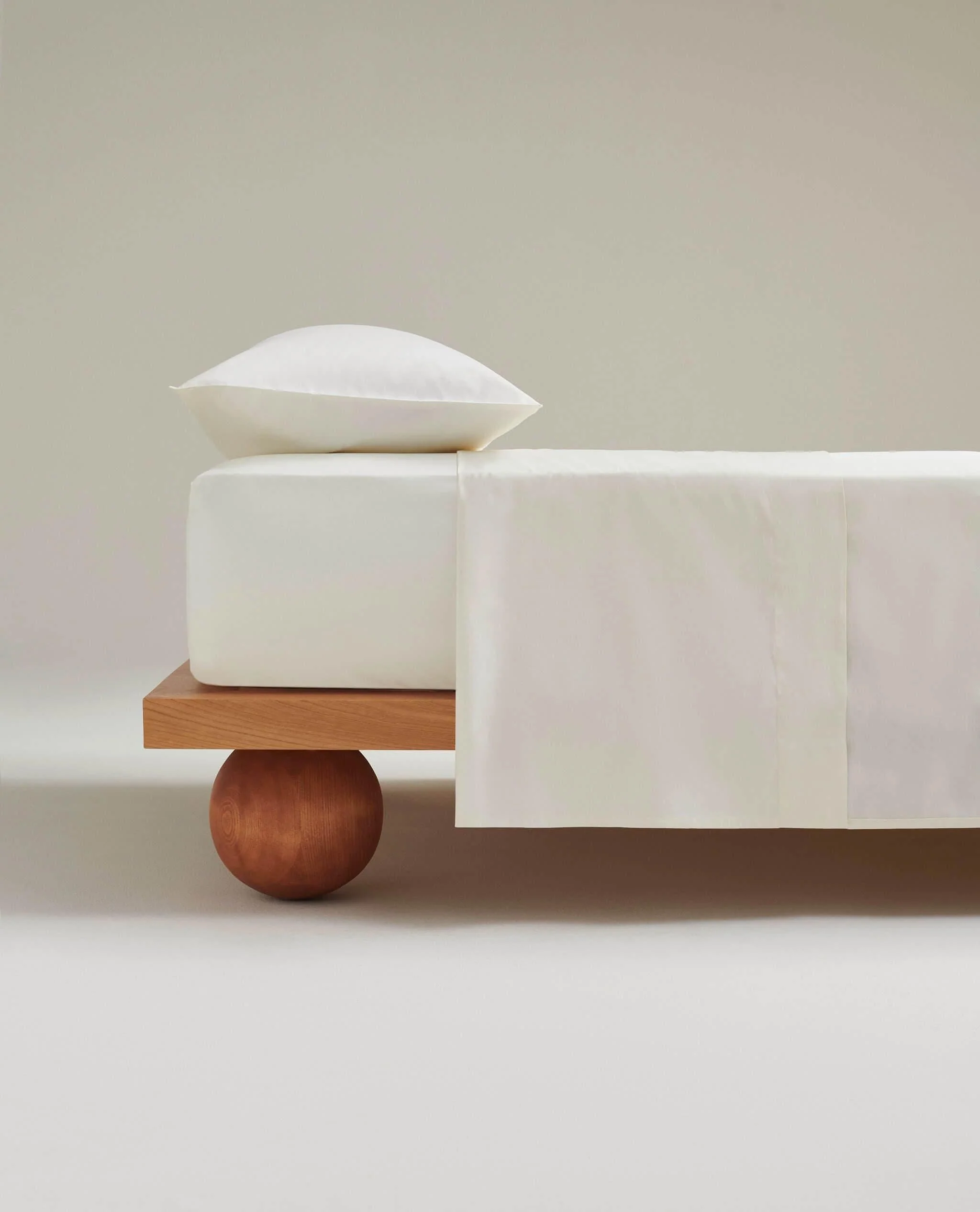 Soft & Smooth Premium Cotton Fitted Sheet - Image 8