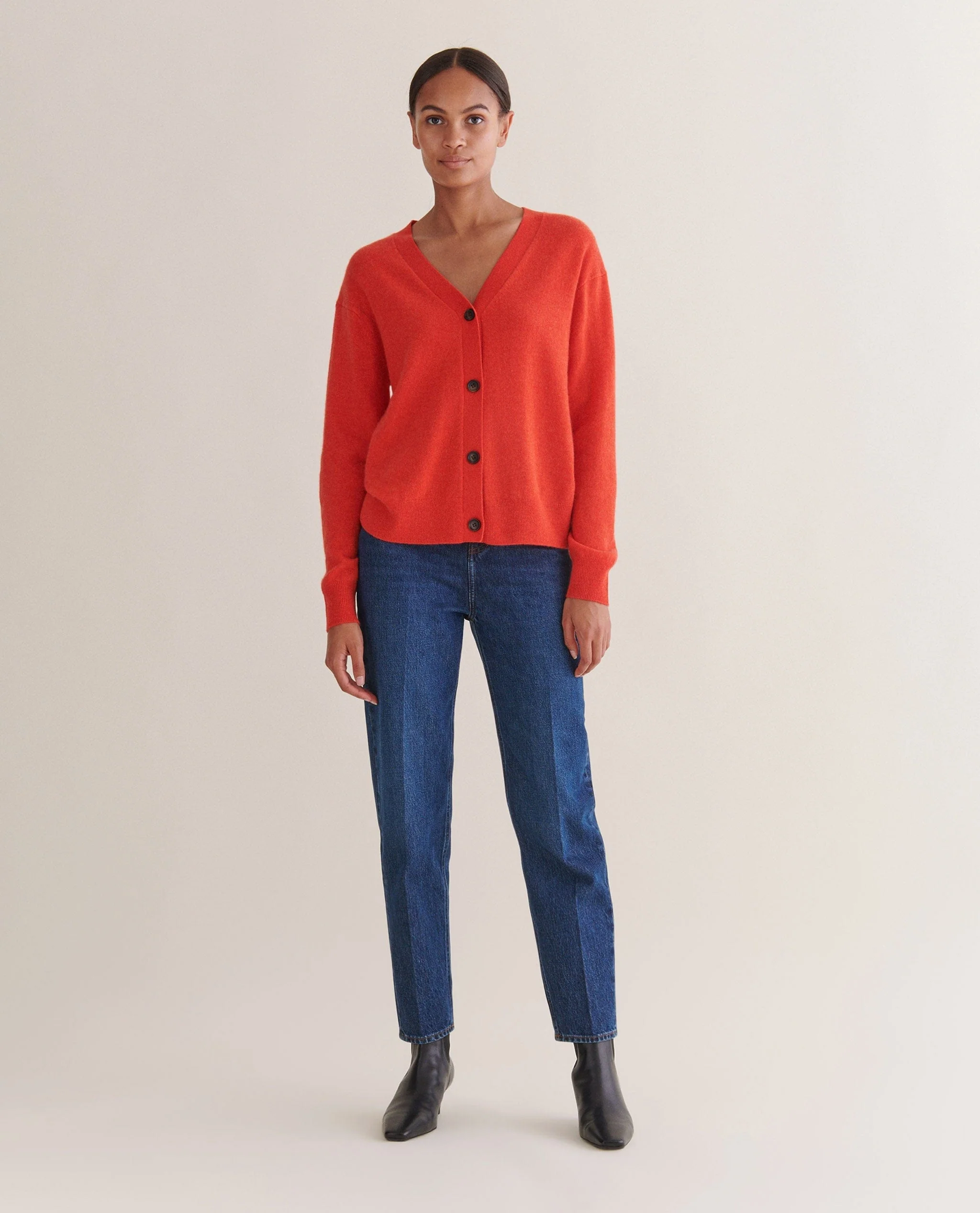 Women's Finest Cashmere Knitted V Neck Cardigan - Image 32