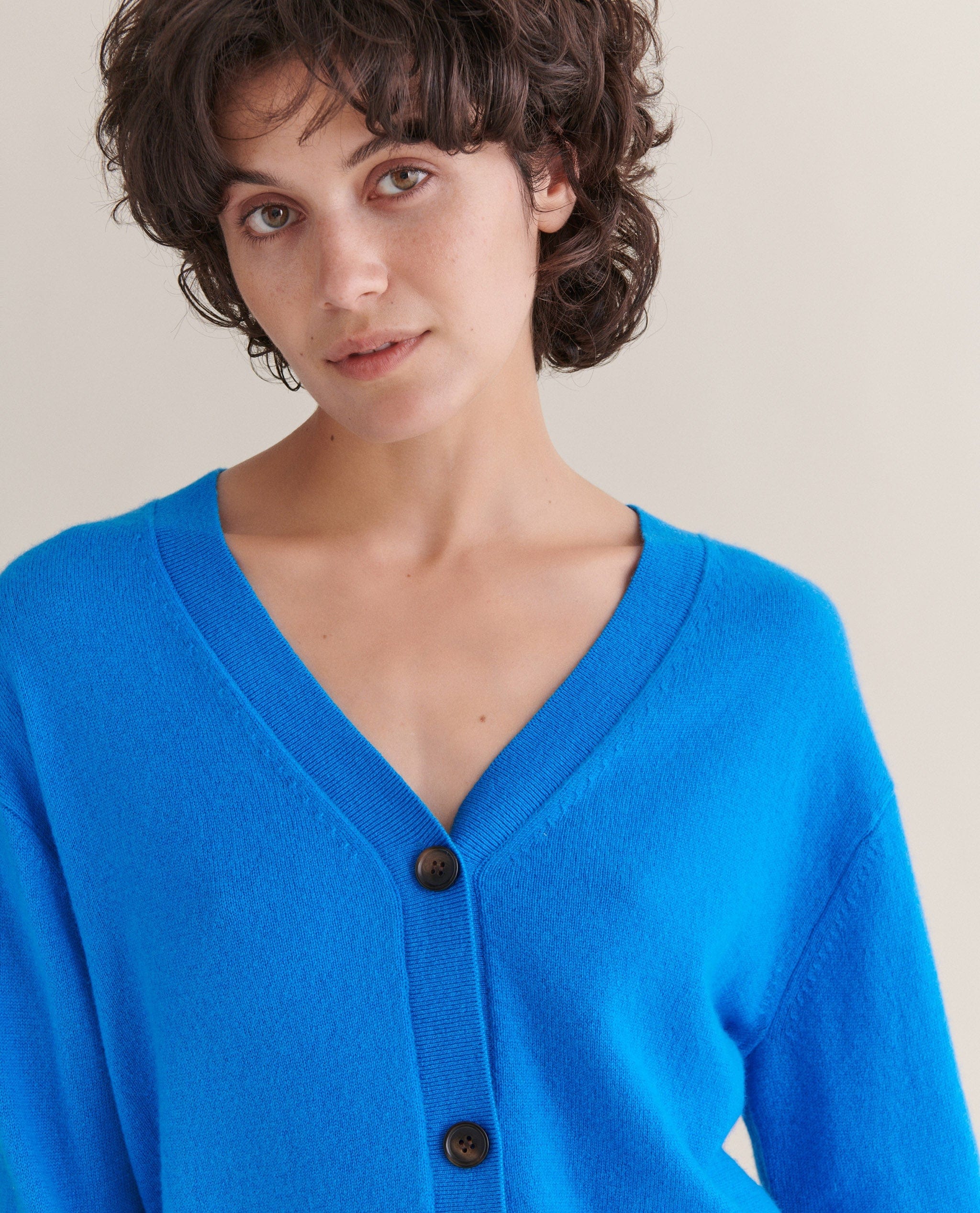 Women's Finest Cashmere Knitted V Neck Cardigan - Image 41