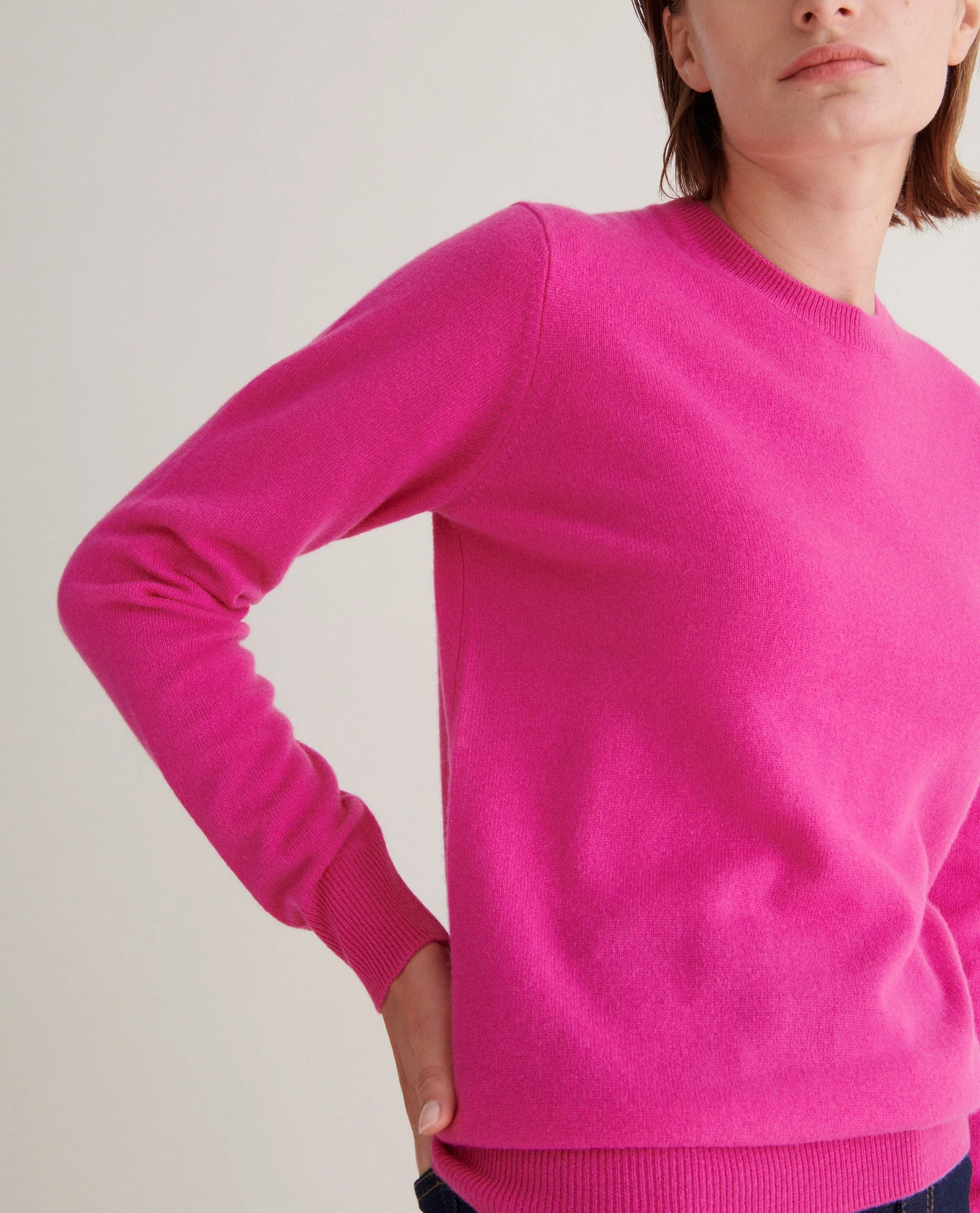 Women's Finest Cashmere Classic Crew Neck Jumper - Image 12