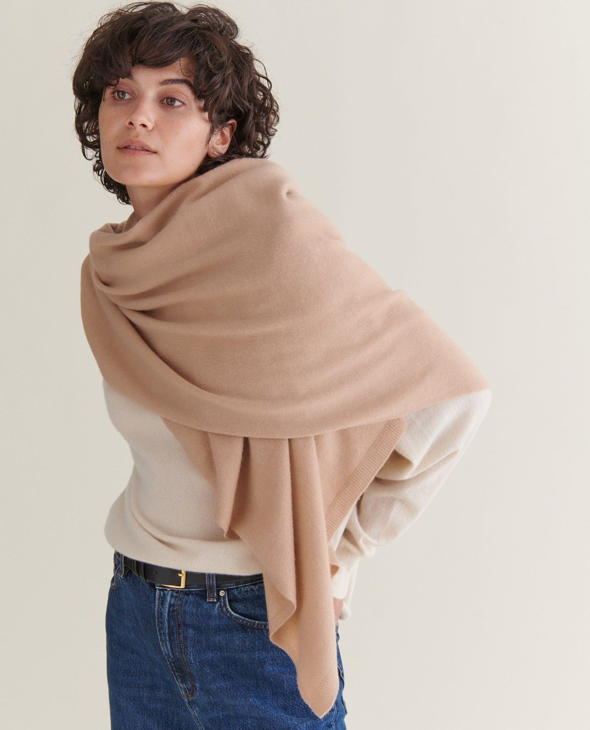 Oversized Finest Cashmere Wrap - Image 16