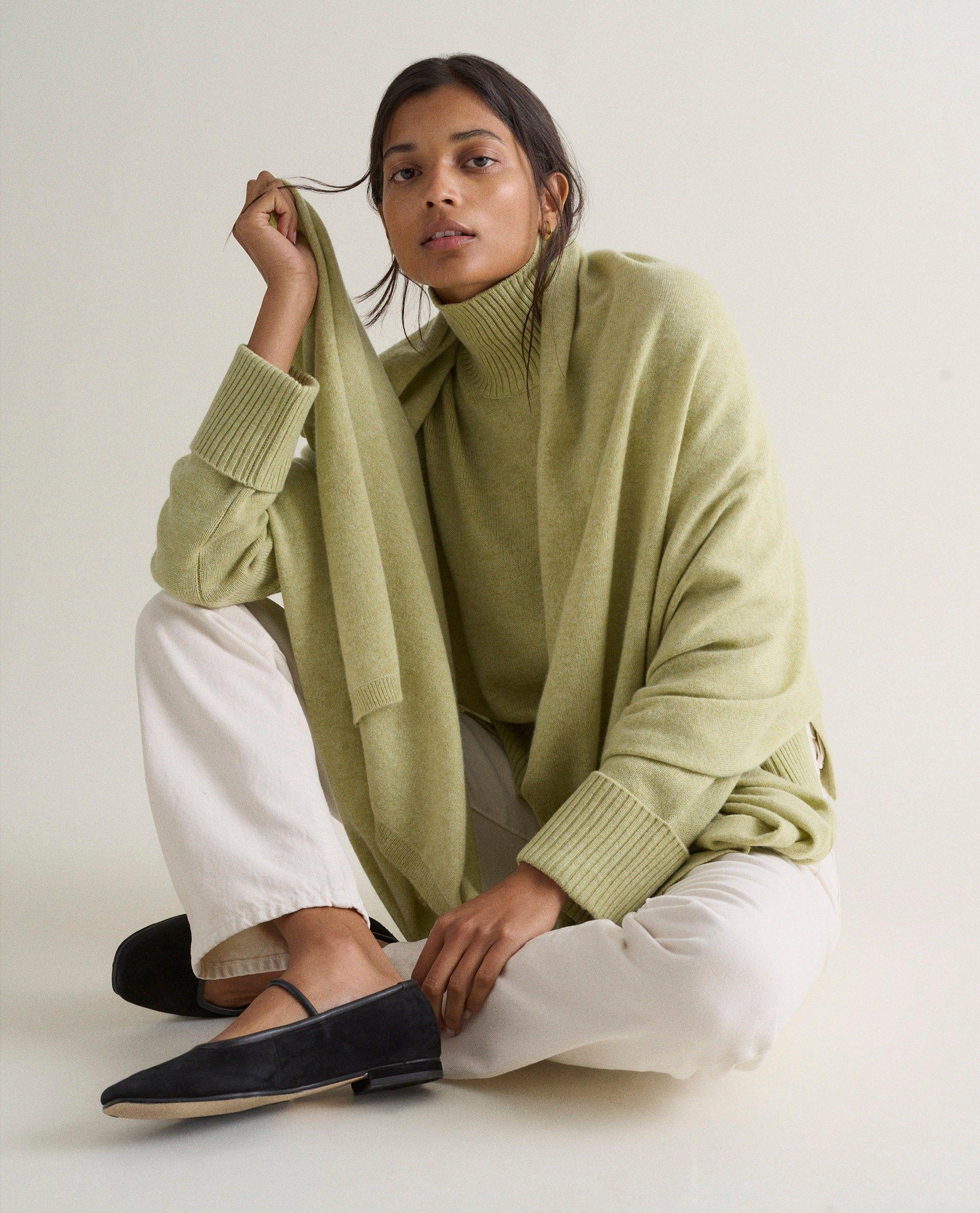 Oversized Finest Cashmere Wrap - Image 36