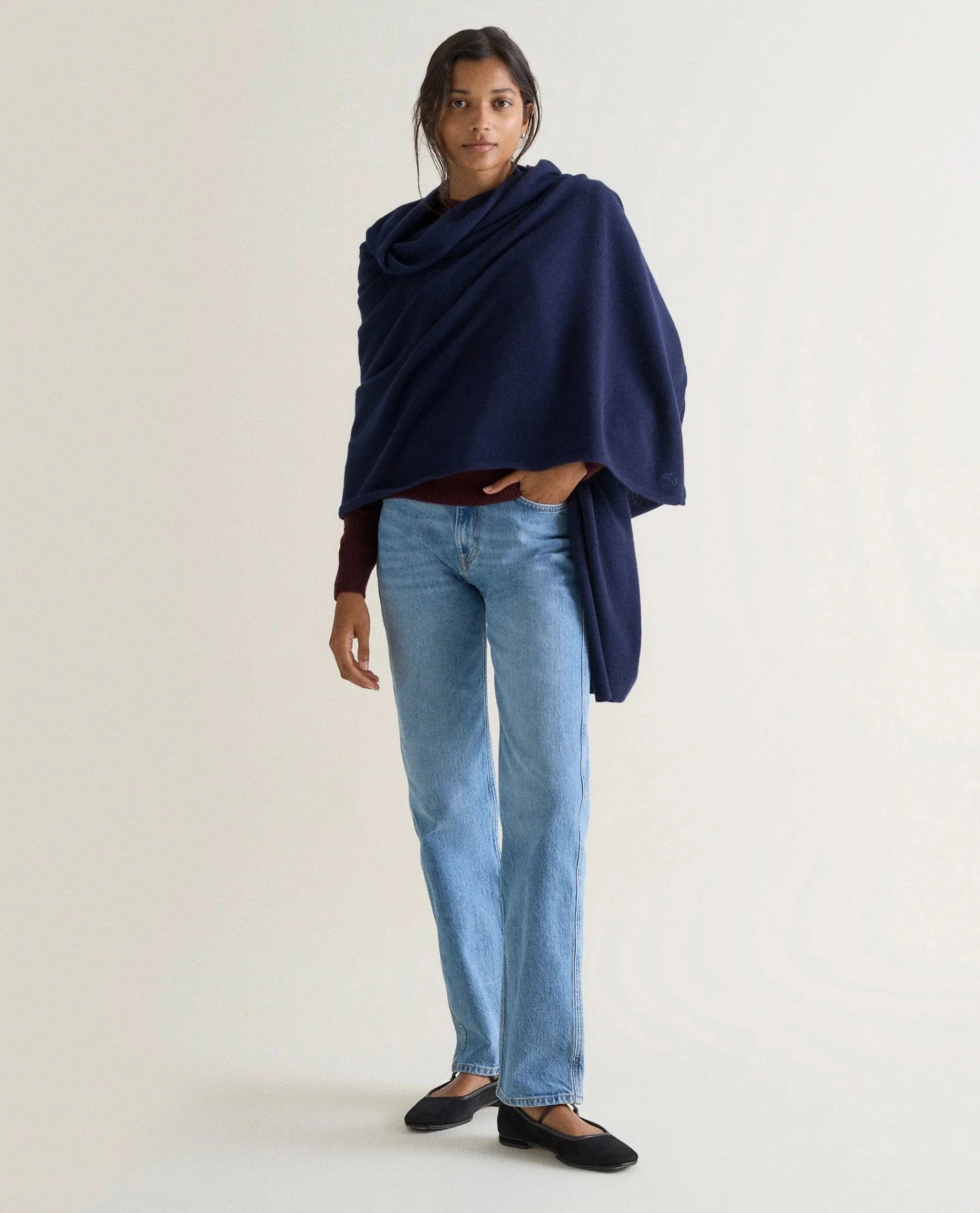 Oversized Finest Cashmere Wrap - Image 59