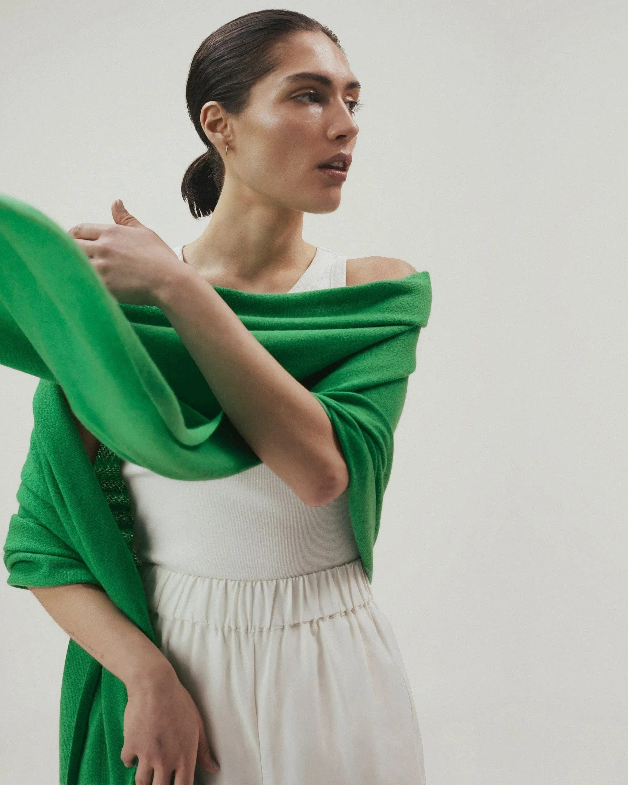 Oversized Finest Cashmere Wrap - Image 79