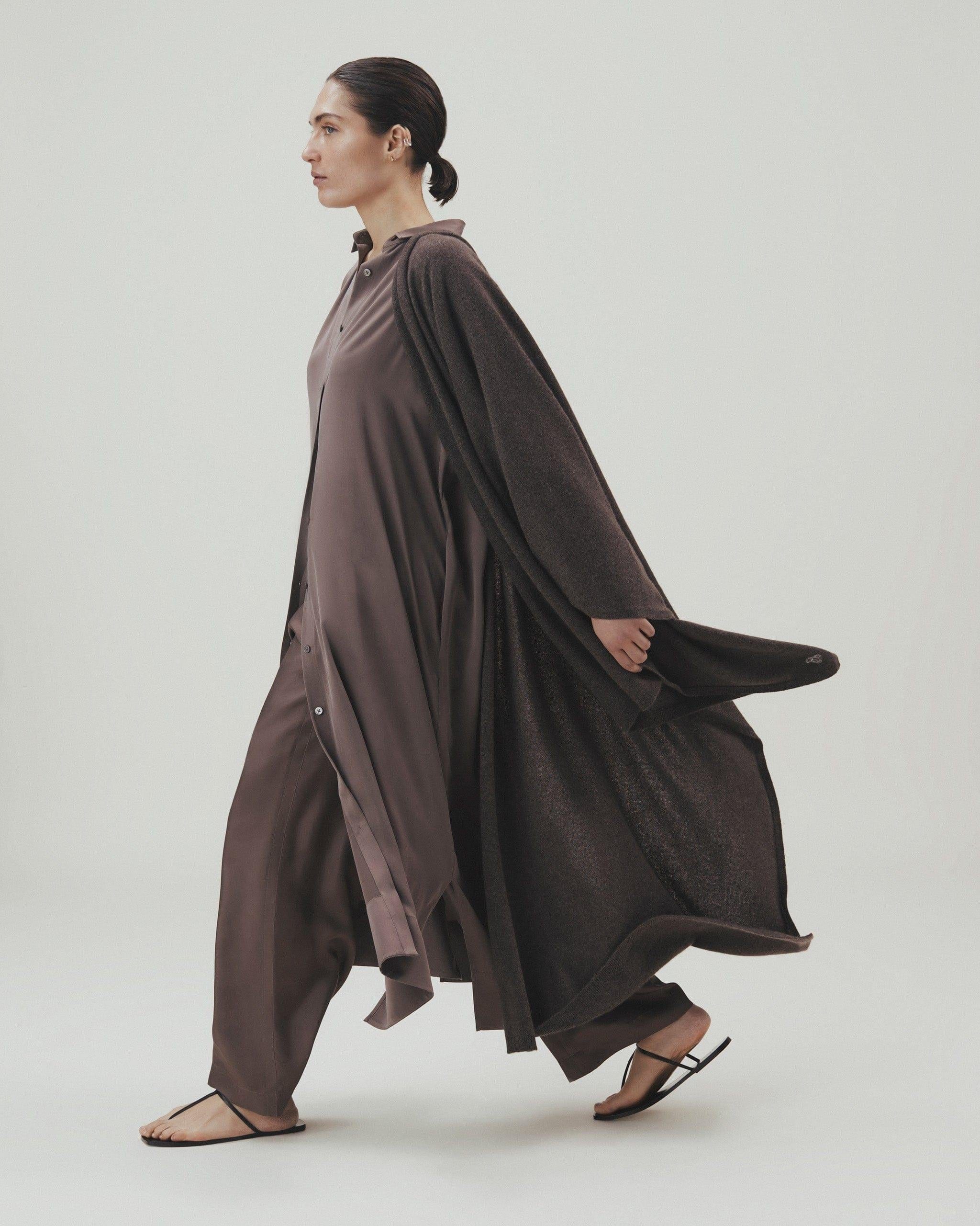 Oversized Finest Cashmere Wrap - Image 9